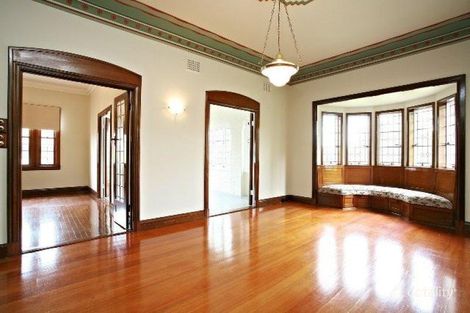 Property photo of 19 Doughty Avenue Holland Park West QLD 4121