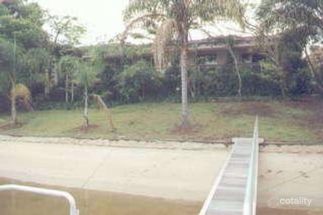 Property photo of 16 West Lynne Benowa QLD 4217