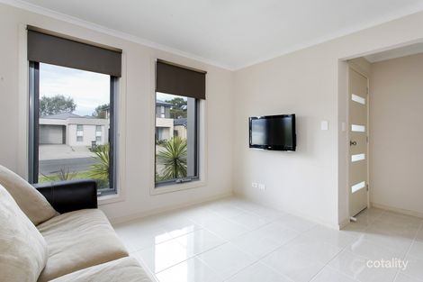 Property photo of 30 The Glenn Morphett Vale SA 5162