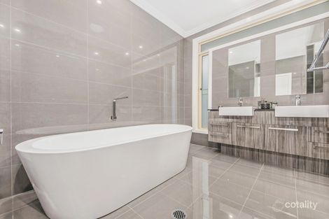 Property photo of 29 Archer Road Spring Farm NSW 2570