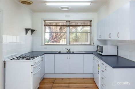 Property photo of 13 Hyland Court Sale VIC 3850