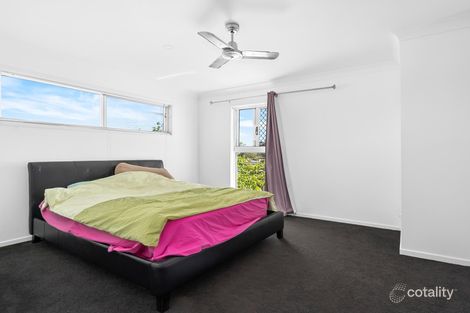 Property photo of 98 Wilson Street Labrador QLD 4215