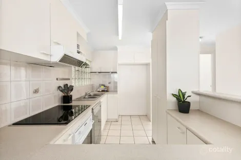 Property photo of 21/51 Leahy Close Narrabundah ACT 2604