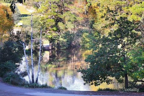 Property photo of 11 Sycamore Avenue Emerald VIC 3782