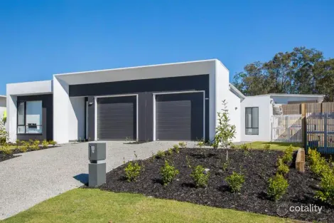 2/7 Summit Pl, Pimpama, QLD 4209