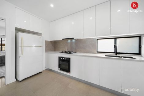 Property photo of 11 Veness Circuit Narellan Vale NSW 2567