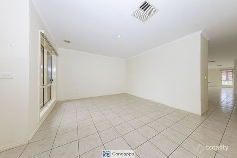 Property photo of 10 Lawrence Road Drouin VIC 3818