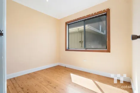 Property photo of 20 Elsdon Street Redhead NSW 2290