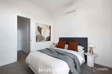 Property photo of 12 Eastbourne Street Windsor VIC 3181