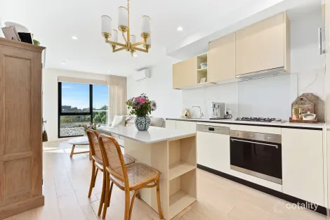 Property photo of 220/801 Centre Road Bentleigh East VIC 3165