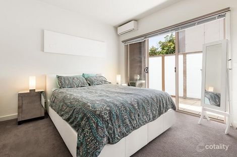 Property photo of 10/101-103 Orrong Crescent Caulfield North VIC 3161