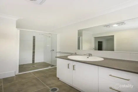 Property photo of 2/11 Beelbee Street Harristown QLD 4350