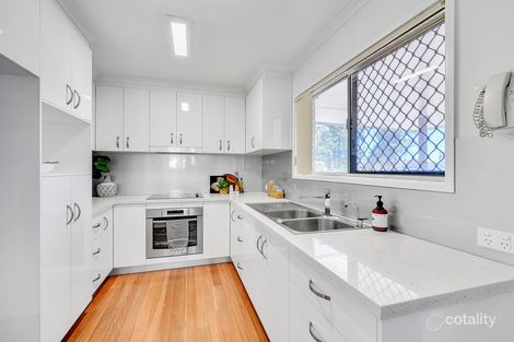 Property photo of 27 Pine Street Flinders View QLD 4305