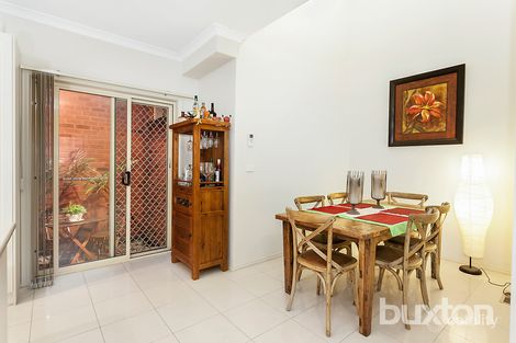 Property photo of 2/138 Ferntree Gully Road Oakleigh East VIC 3166