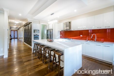 Property photo of 15 Cotchin Close Wollert VIC 3750