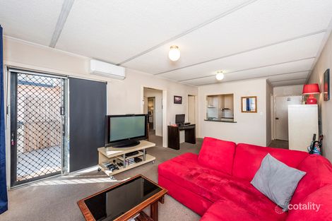 Property photo of 19/4 Canham Way Orelia WA 6167
