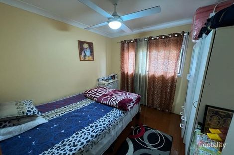 Property photo of 13/16 Bensley Road Macquarie Fields NSW 2564