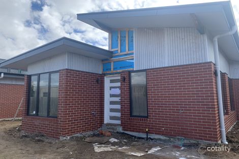 2 Walton St, Wendouree, VIC 3355