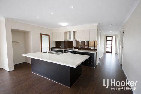 Property photo of 11 Tappen Street Yarrabilba QLD 4207