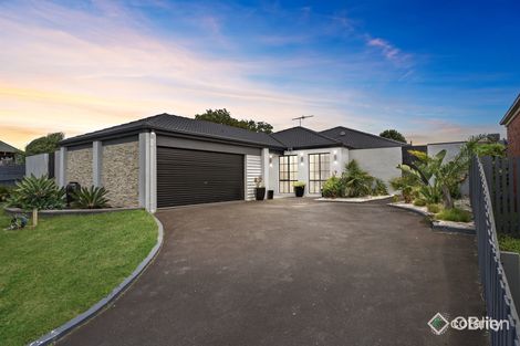 19 Steedman Dr, Mornington, VIC 3931