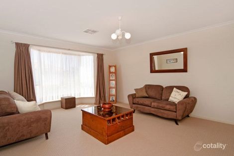 Property photo of 11 Prince Alfred Parade Hindmarsh Island SA 5214