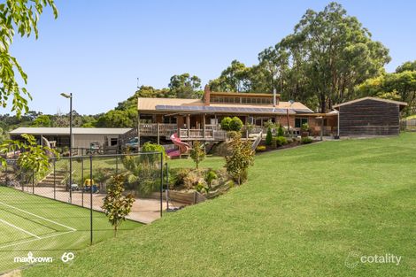 2 Eleanor Dr, Silvan, VIC 3795
