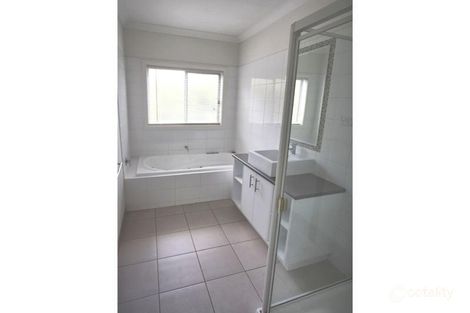 Property photo of 17-18 Chambers Court Marshall VIC 3216