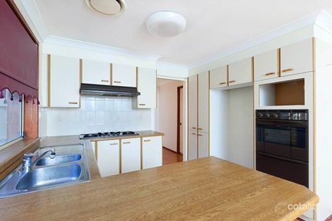 Property photo of 17 Gracemere Court Wattle Grove NSW 2173