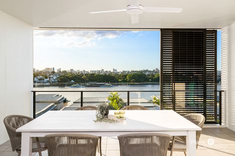 Property photo of 333/90 Wynnum Road Norman Park QLD 4170