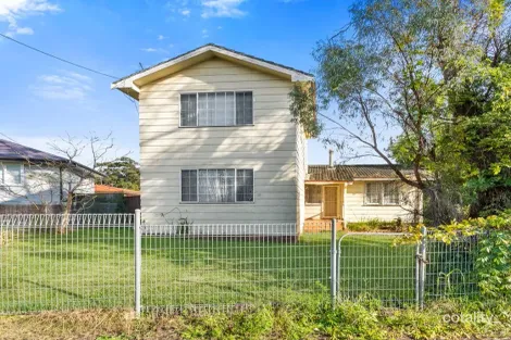 Property photo of 18 Karoola Street Busby NSW 2168