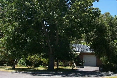 16 Charles St, Maida Vale, WA 6057