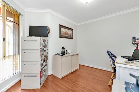 Property photo of 40 Pollard Way Warnbro WA 6169