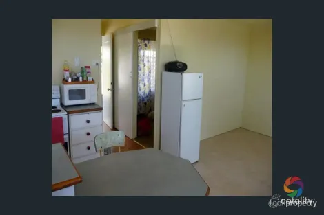 Property photo of 40 Robertson Road Mount Larcom QLD 4695