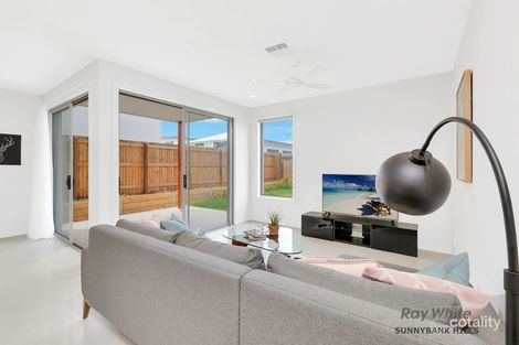 3 Beechmont St, Rochedale, QLD 4123