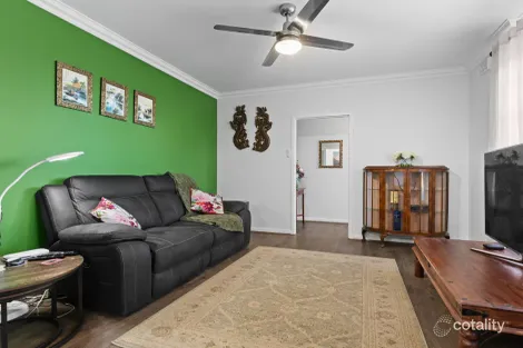 Property photo of 27 Haven Way Hackham West SA 5163