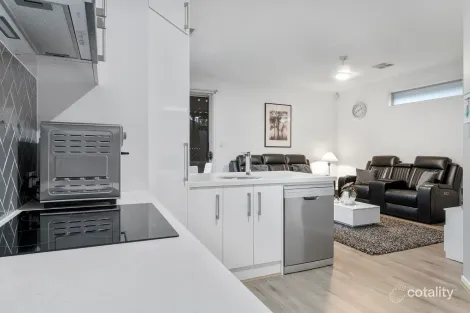 Property photo of 11 Tower Way Blakeview SA 5114