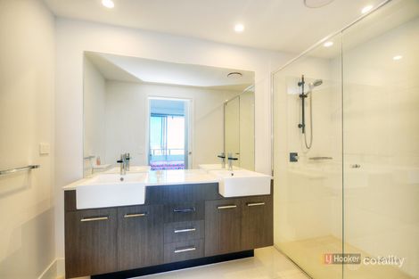 Property photo of 1902/25-31 East Quay Drive Biggera Waters QLD 4216