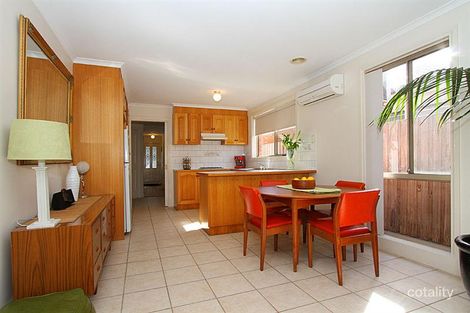 Property photo of 11 Bentley Way Mill Park VIC 3082