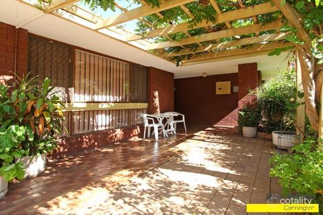 32 Elkhorn St, East Cannington, WA 6107