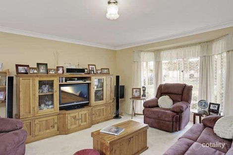 Property photo of 3 Vannon Circuit Currans Hill NSW 2567