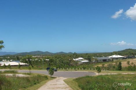 Property photo of 28 Minstrel Court Bushland Beach QLD 4818