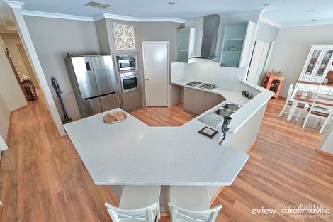 Property photo of 16 Ripplevale Circle Carramar WA 6031