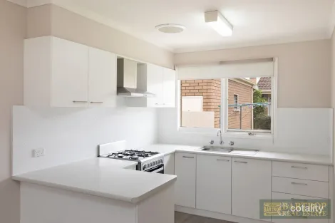 Property photo of 5/302 Forest Street Wendouree VIC 3355