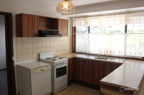 Property photo of 24 Nullabor Place Yarrawarrah NSW 2233