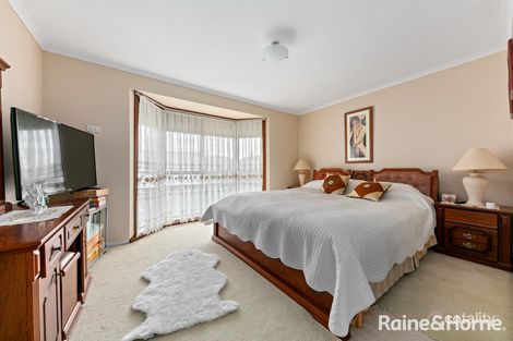 Property photo of 10 Gidgee Court Keilor Downs VIC 3038