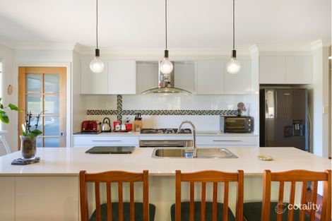 Property photo of 33 Cambourn Drive Lisarow NSW 2250