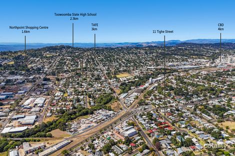 11 TIGHE ST, NEWTOWN, QLD 4350