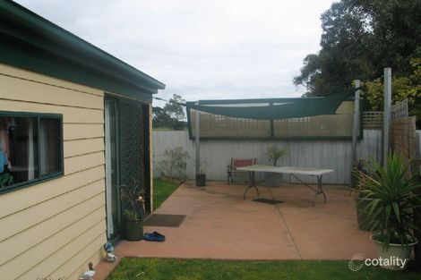 Property photo of 2 Lyn Court Colac VIC 3250