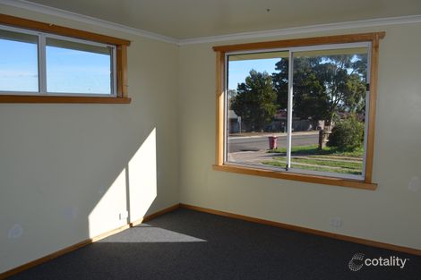 Property photo of 104 Warring Street Ravenswood TAS 7250