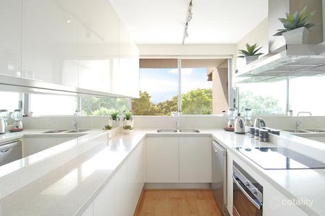 Property photo of 18/2 Ocean Street North Bondi NSW 2026